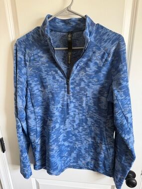 Lululemon surge zip Blue pullover in camouflage